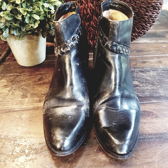 Black Distressed leather ankle boots sz 9.5 - Picture 6 of 7